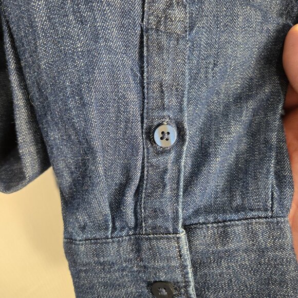 Liz Claiborne Women's Size L Long Sleeve Button Up V-Neck Denim Tunic Top NWT - Picture 5 of 11